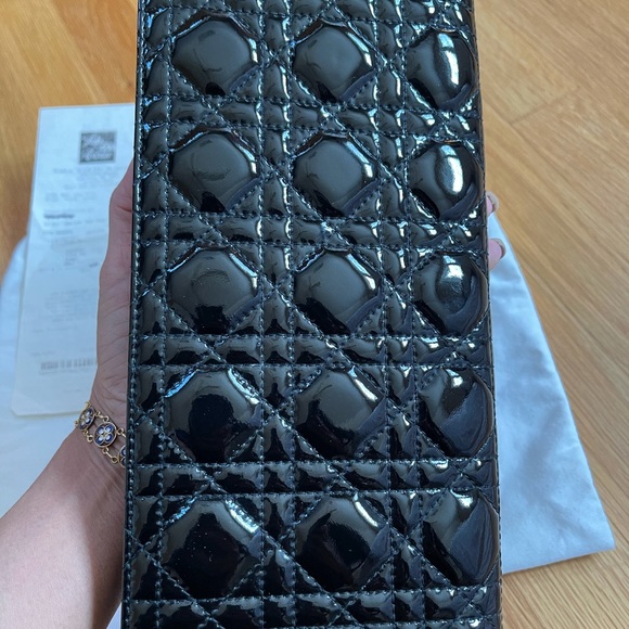 Bag - Picture 3 of 11